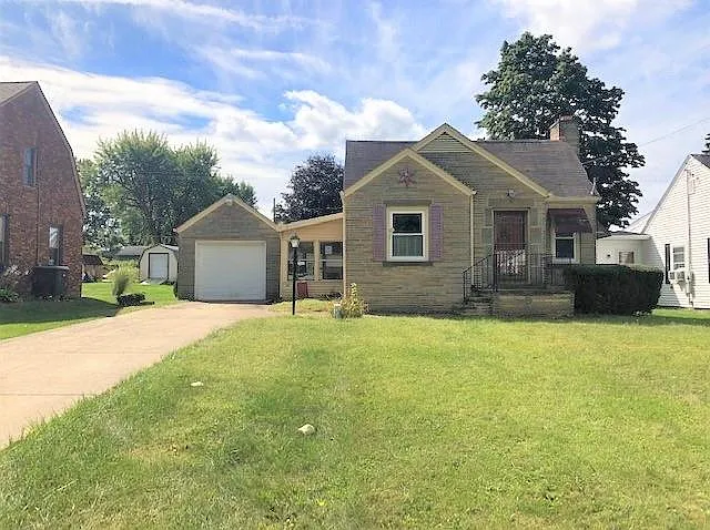 13 Gleddale Blvd photo 1