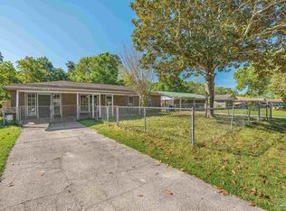 1019 Woodbury Pl, Cantonment, FL 32533