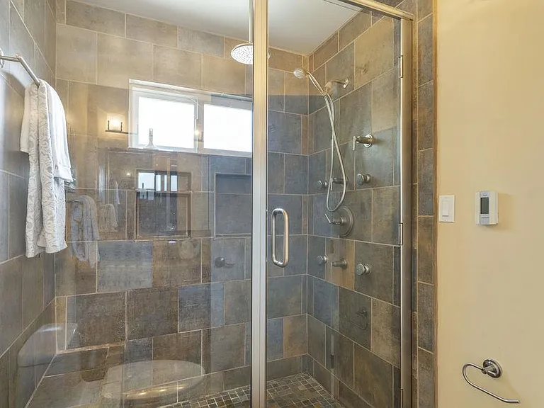 528 Lakemead Way — Photo 10