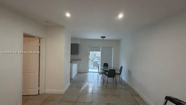 2450 Lincoln St #12 — Photo 1