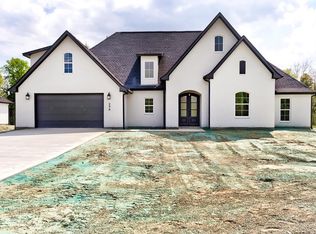 294 Stapper, Bridge City, TX 77611