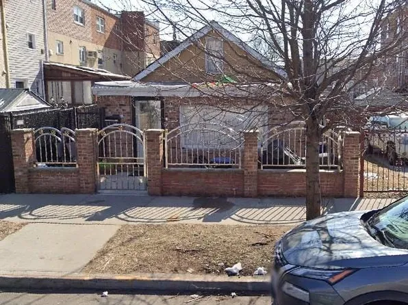 2738 Miles Ave, Bronx, NY 10465