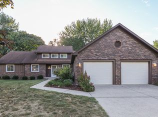 1794 Woodridge Pl, Greenwood, IN 46143