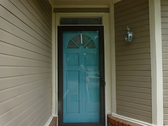 2nd image of 1154 Hunters Lake Dr