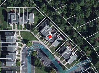 5615 Beacon Hill Dr, Midlothian, VA 23112