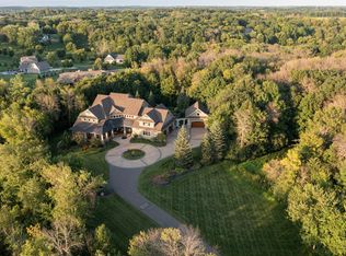 270 N Shore Dr W, Mound, MN 55364
