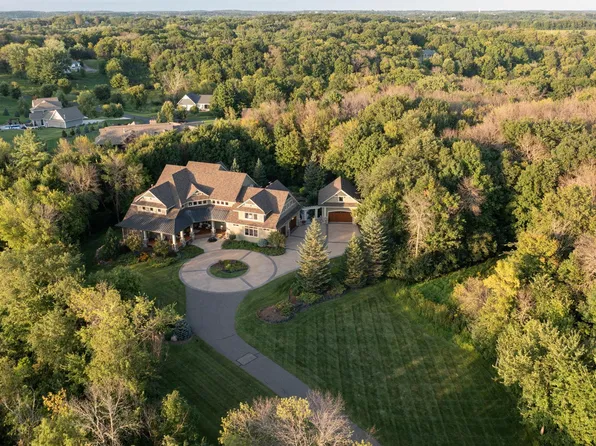 270 N Shore Dr W, Mound, MN 55364