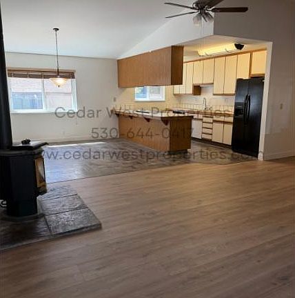 2nd image of 2910 Polaris St