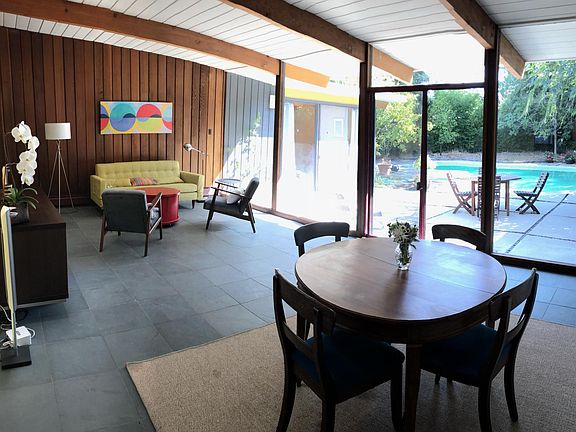4th image of 304 Tioga Ct