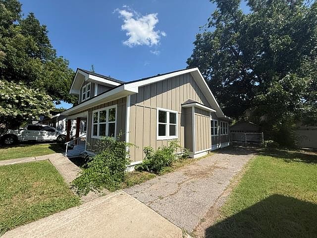 Listing photo 4