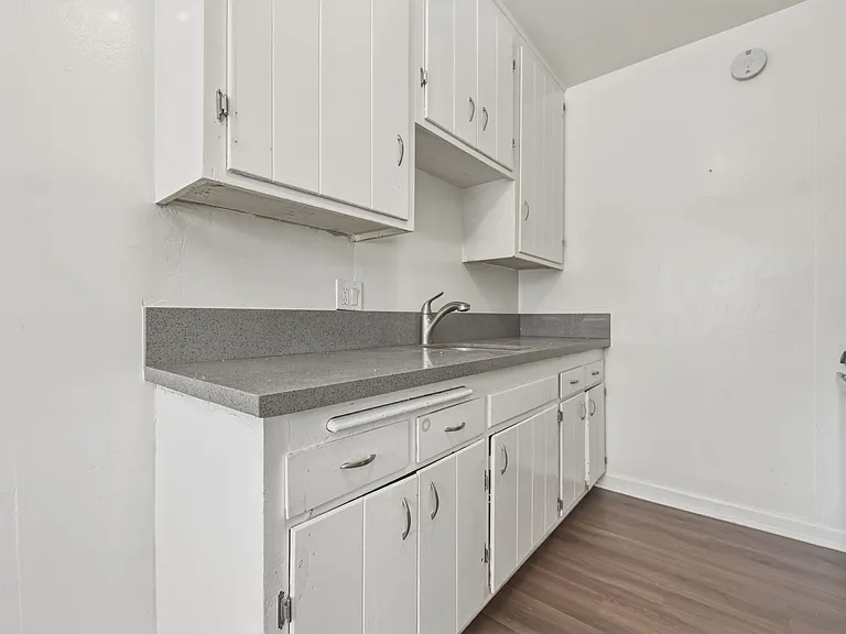 2424 24305 India Street 2429 2435.5 Kettner Blvd — Photo 18