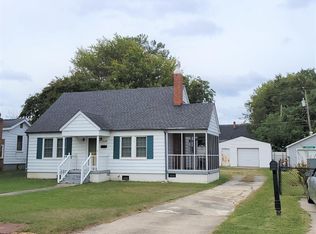 1019 Charlotte St, Roanoke Rapids, NC 27870
