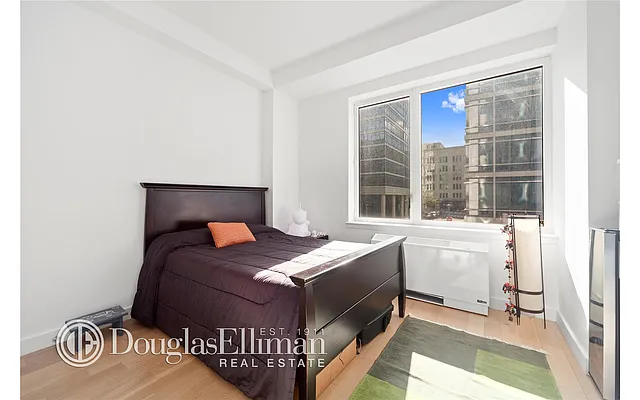 Rented by Douglas Elliman | media 20