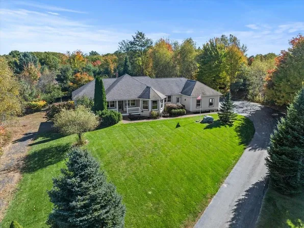 26 Presidential Drive, Gray, ME 04039