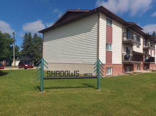 5904 51st Ave, Red Deer, AB T4N 4H9