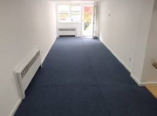 57-00 Clearview Expy E, Bayside, NY 11361