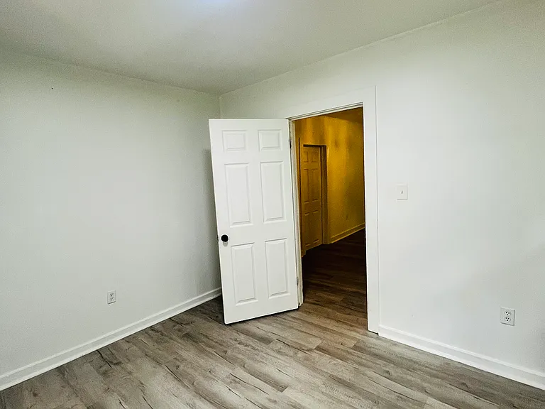 122 Liberty Dr — Photo 22