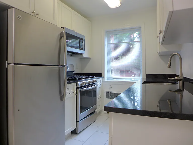 31 Alton Pl — Photo 7