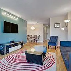 Rented by R New York