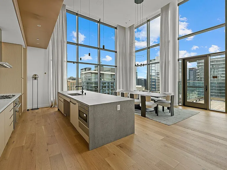 10232 NE 10th St #1205 — Photo 13