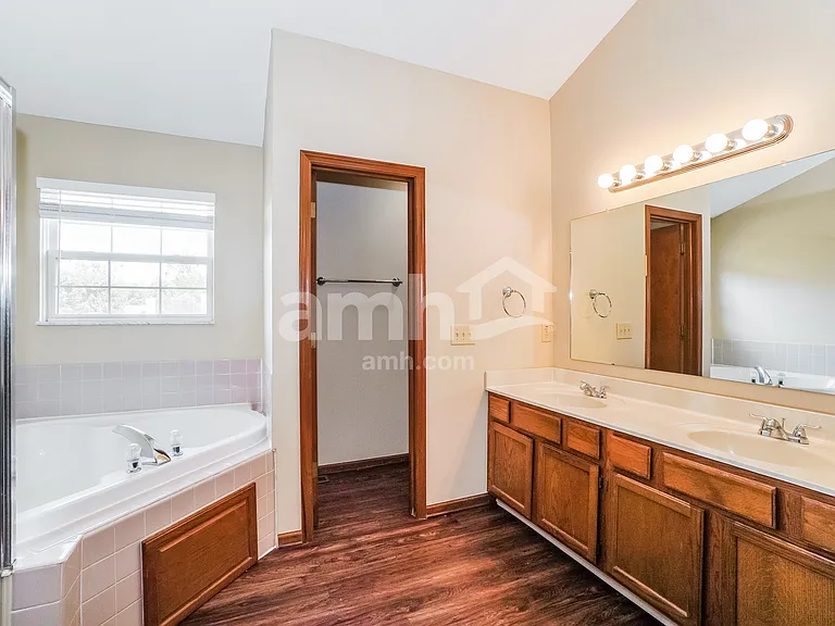 3719 Kellen Dr — Photo 15