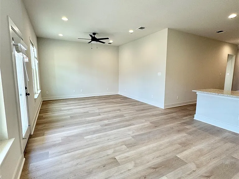 105 Zayd Ct #A — Photo 5