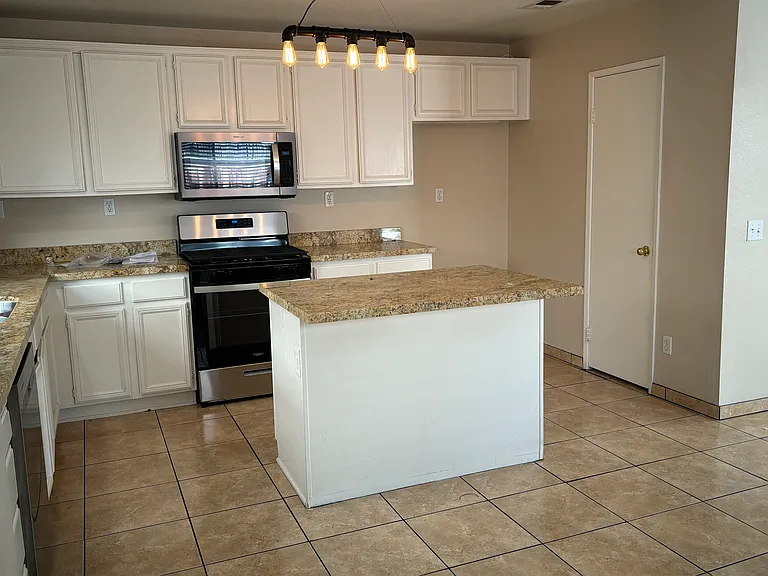 26249 Douglass Union Ln — Photo 12