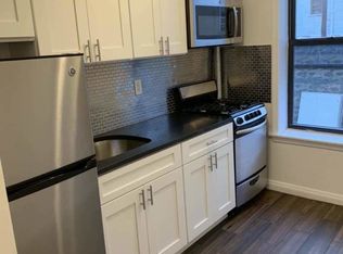 3160 38th St APT 2L, Astoria, NY 11103