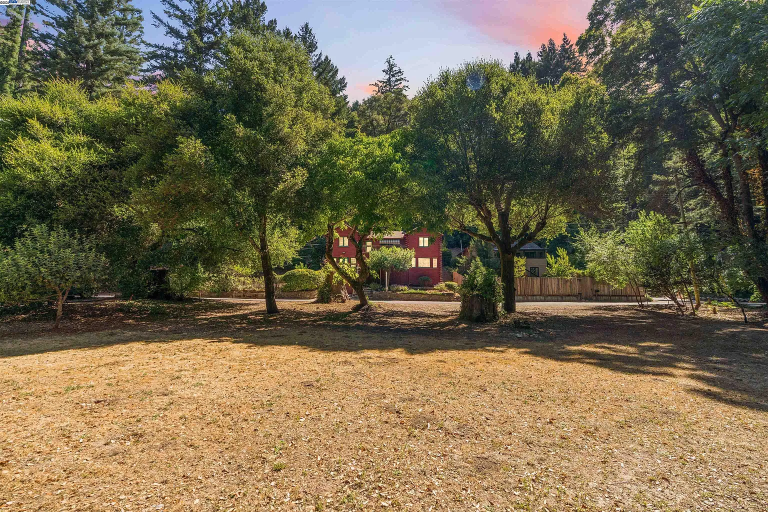 14800 Virginia Ave photo 1