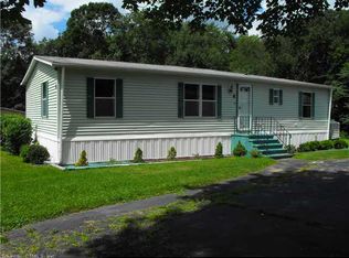 6 Colchester Cmns, Colchester, CT 06415