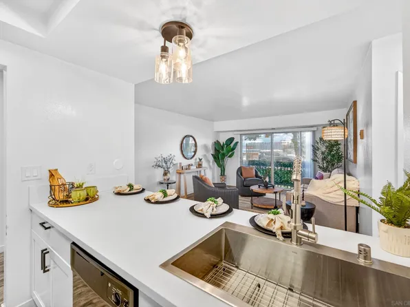 178 4th Ave APT 4, Chula Vista, CA 91910