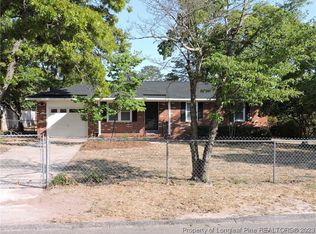 3713 Colonial Cv, Hope Mills, NC 28348