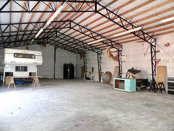 5th image of 4557 Evenstar Ln
