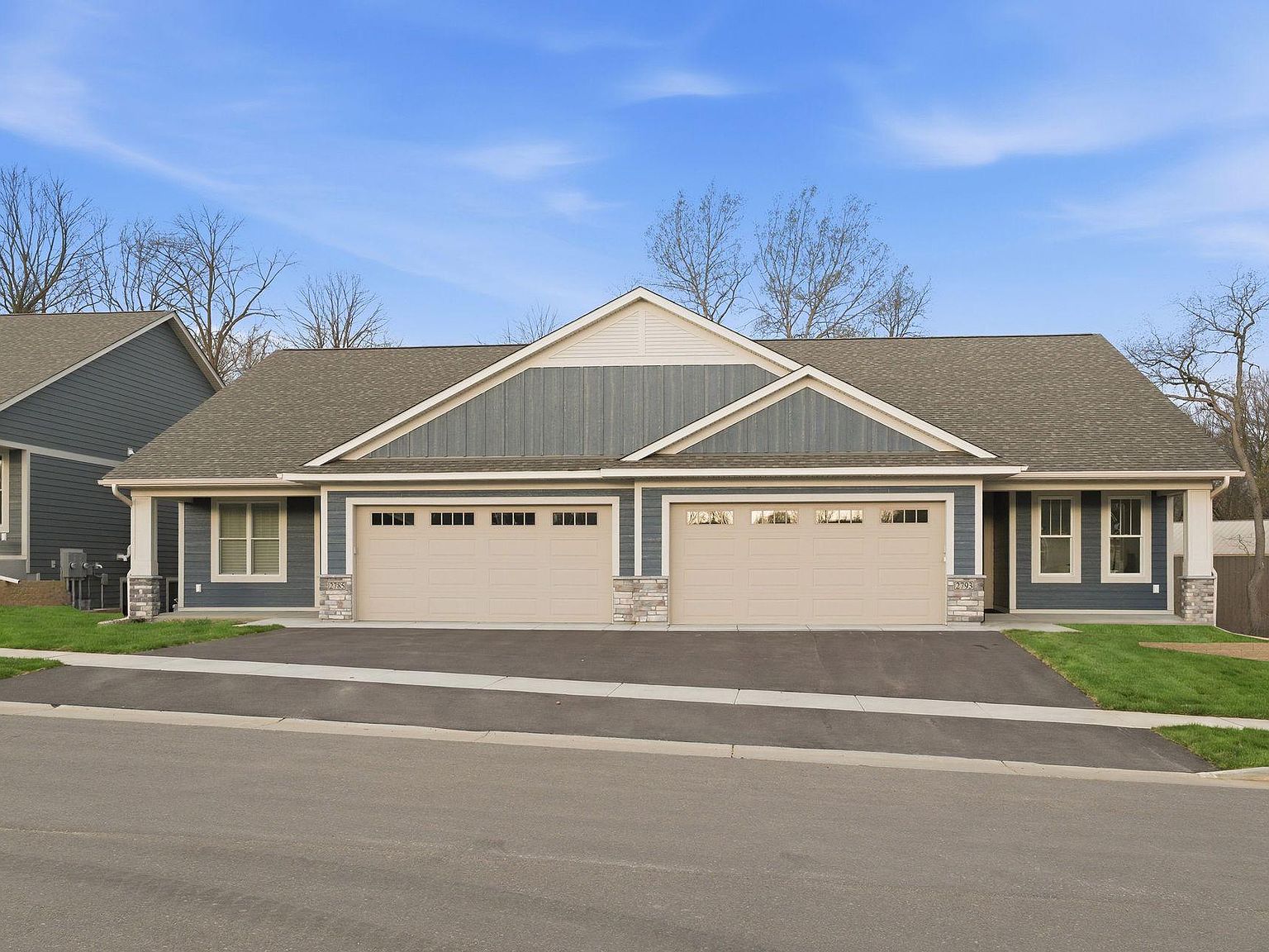2793 Thompson Dr