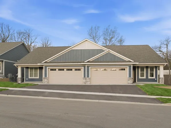2793 Thompson Dr, River Falls, WI 54022