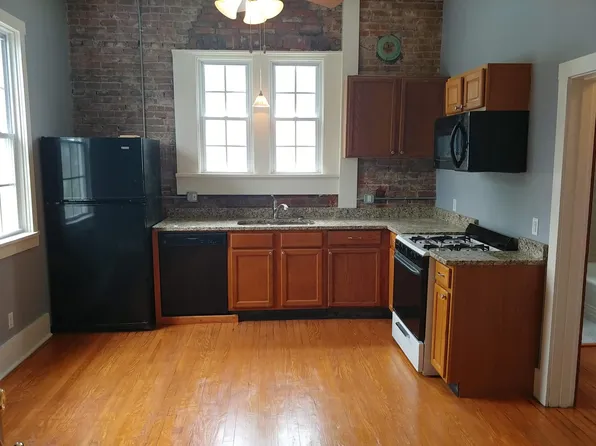 424 N Main St APT 4, Columbia, IL 62236