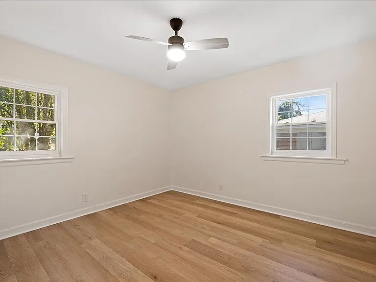 1801 Morehead Ave — Photo 11
