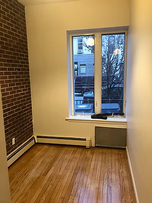 Rented by Carnegie Management Inc | media 17