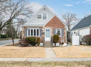 24603 87th Ave, Bellerose, NY 11426