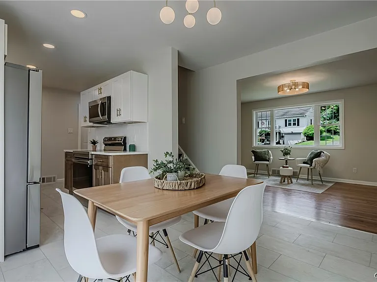 8 Terrace Hill Dr — Photo 20