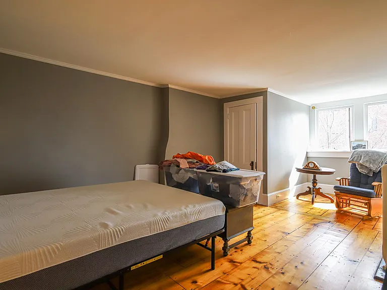 139 Spring St #3 — Photo 31