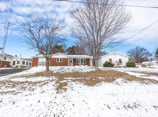 5571 E Vine St, Dubois, IN 47527