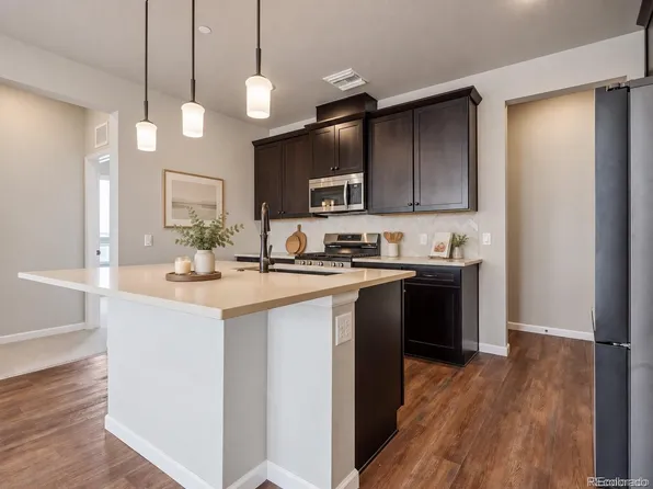 6153 N Ceylon Street Bldg 10 #207, Denver, CO 80249