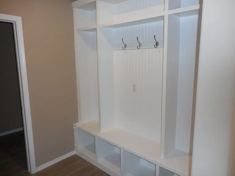 7312 Glacier Dr — Photo 24