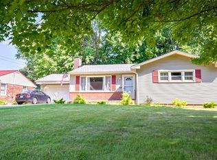 746 Annawan Ln, Youngstown, OH