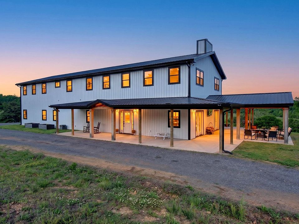 1st image of 3485 Pinetree Cir