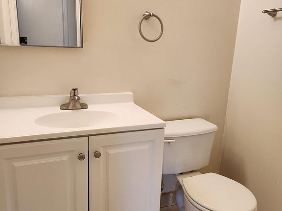 2nd image of 102 Falkirk Ct #2