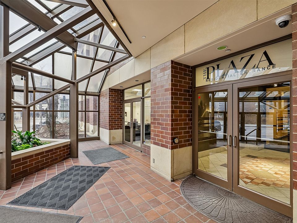 1st image of 300 Walnut St Unit 1505