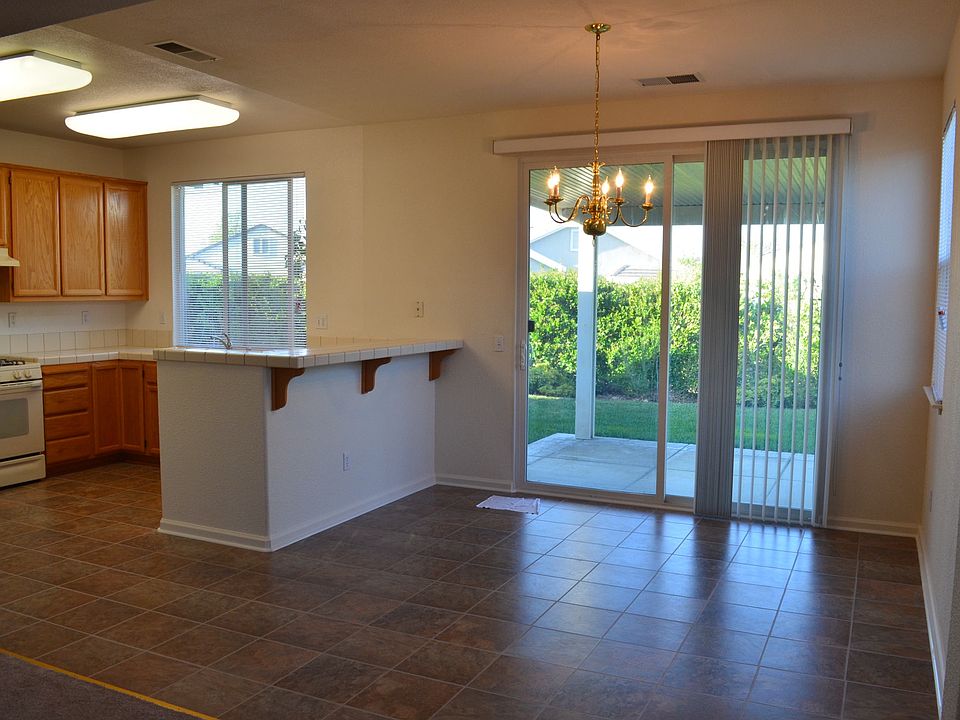 2nd image of 230 Benoni Ln