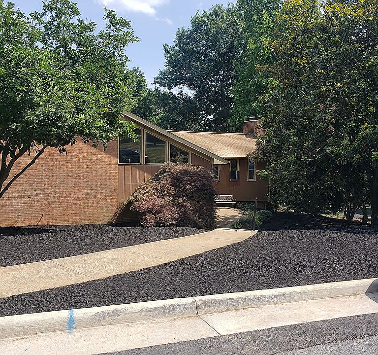 1st image of 474 Myers Ave